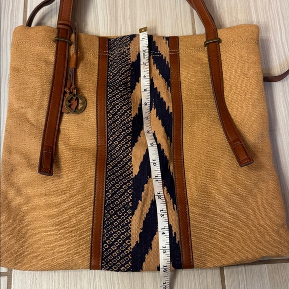 Lucky Brand Tote Bag - Picture 8 of 8